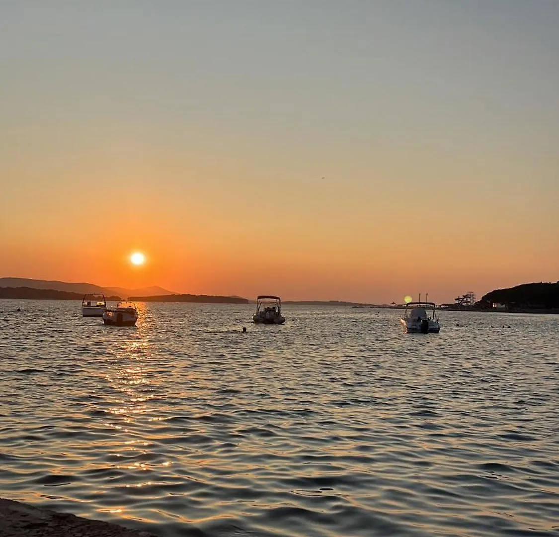 Carpe Diem Biograd Na Moru Campsite